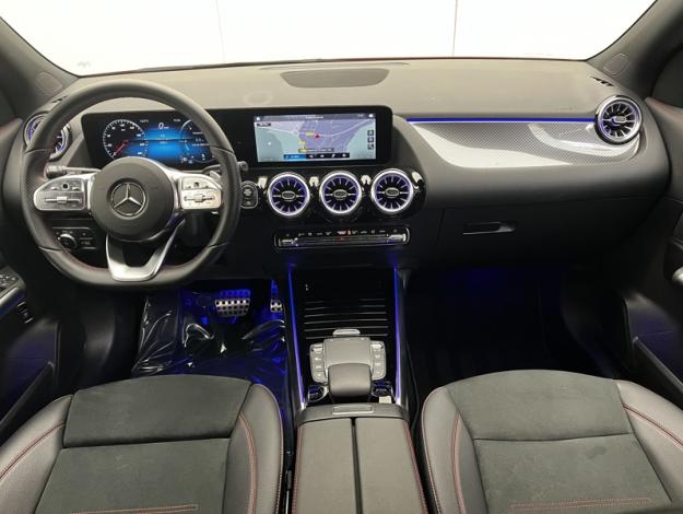 MERCEDES-BENZ GLA 200 d AMG Line  