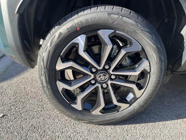 TOYOTA Yaris Cross Hybrid 2WD Design   