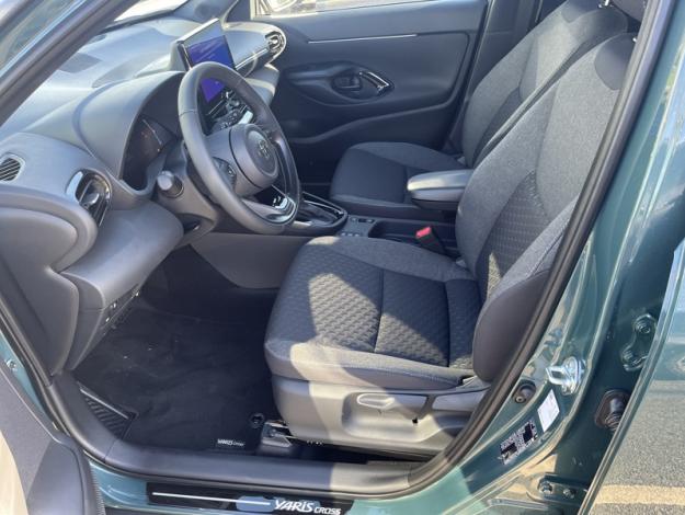TOYOTA Yaris Cross Hybrid 2WD Design   