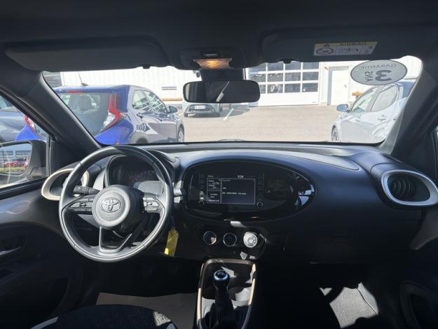 TOYOTA Aygo X 1.0 VVT-i 72 Design   