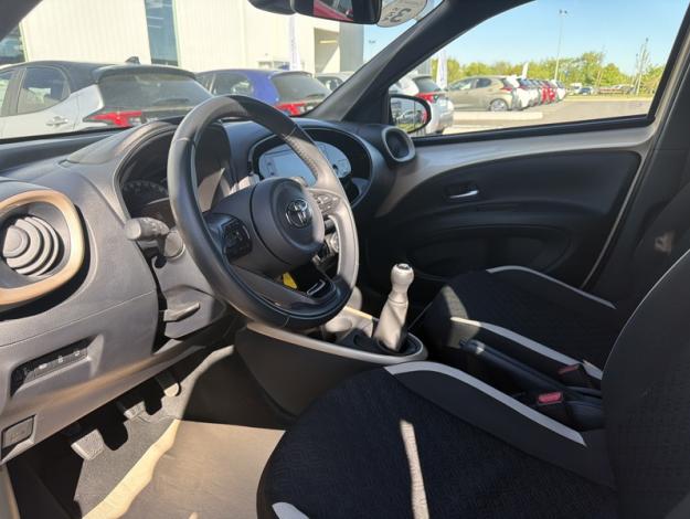 TOYOTA Aygo X 1.0 VVT-i 72 Design   