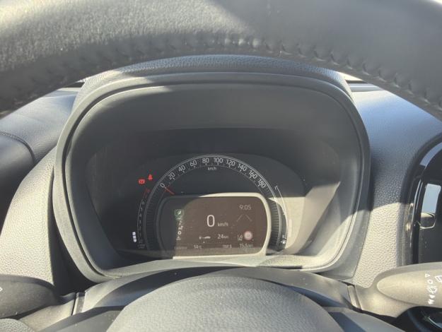 TOYOTA Aygo X 1.0 VVT-i 72 Design   