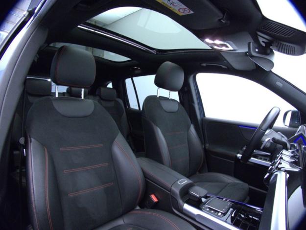 MERCEDES-BENZ EQB 250 AMG Line  