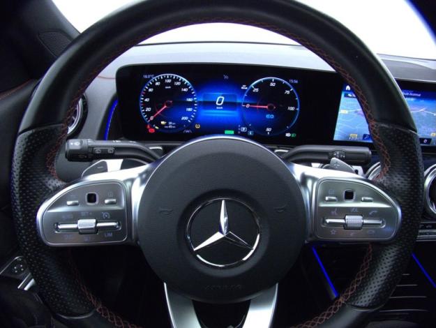 MERCEDES-BENZ EQB 250 AMG Line  