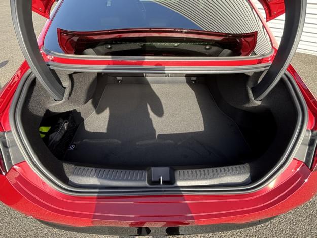 MERCEDES-BENZ CLA Coupé CLA 200 AMG Line  CLA 200 AMG Line (Lancement)