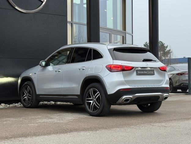 MERCEDES-BENZ GLA 250 e Progressive Line  