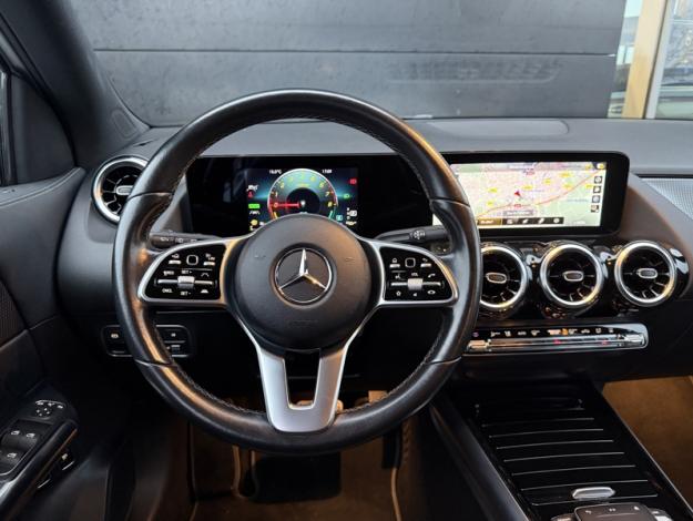 MERCEDES-BENZ GLA 250 e Progressive Line  