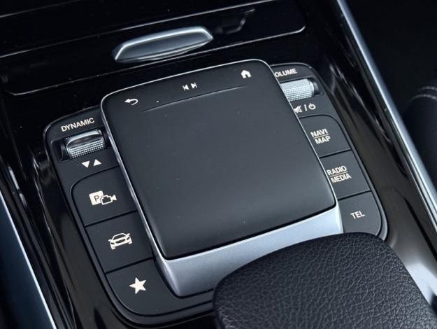 MERCEDES-BENZ GLA 250 e Progressive Line  