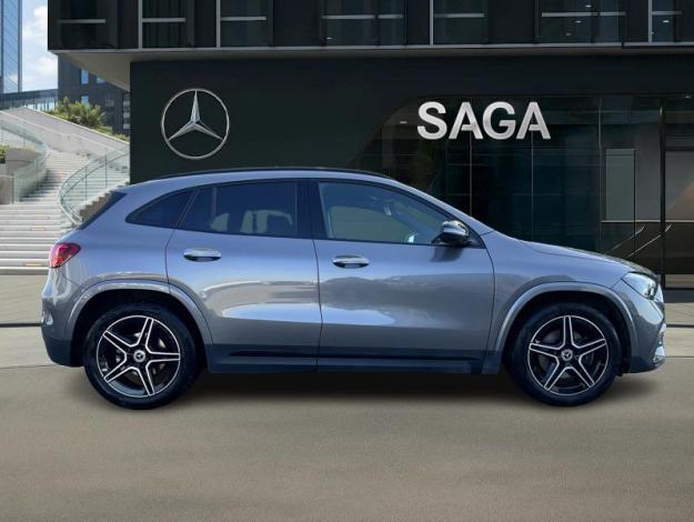 MERCEDES-BENZ GLA-Klasse GLA 180 Off-Roader