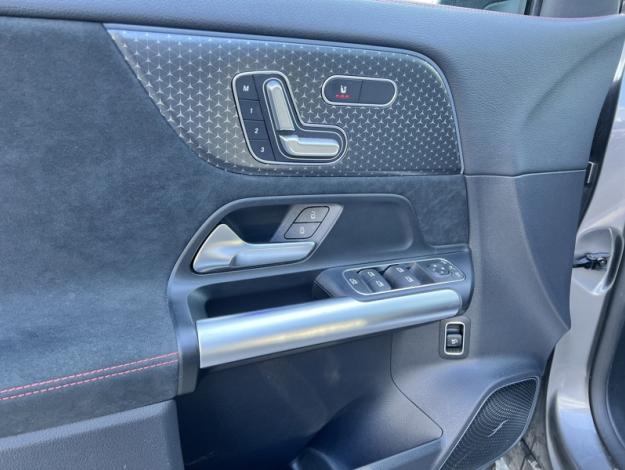 MERCEDES-BENZ GLA-Klasse GLA 180 Off-Roader