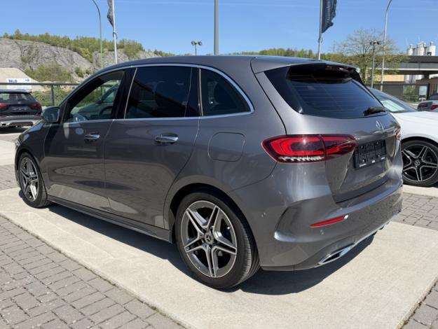 MERCEDES-BENZ B-Klasse B 180 d