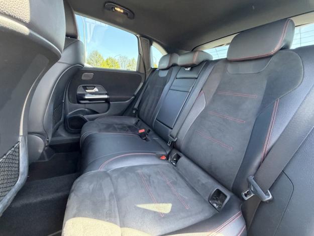 MERCEDES-BENZ B-Klasse B 180 d