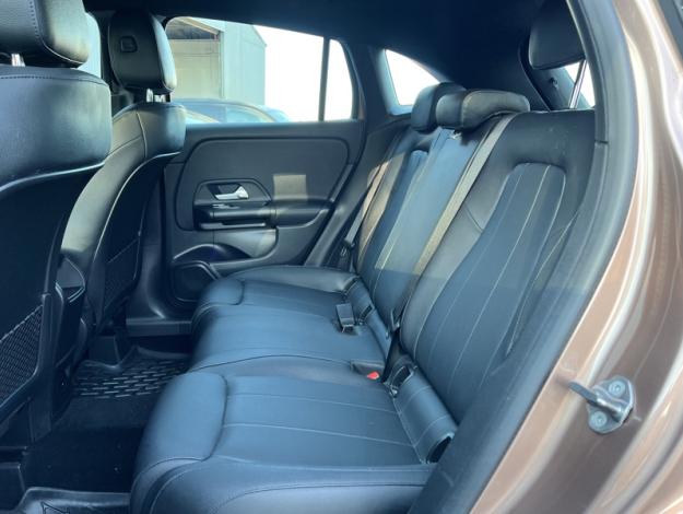 MERCEDES-BENZ GLA-Klasse GLA 180 Off-Roader