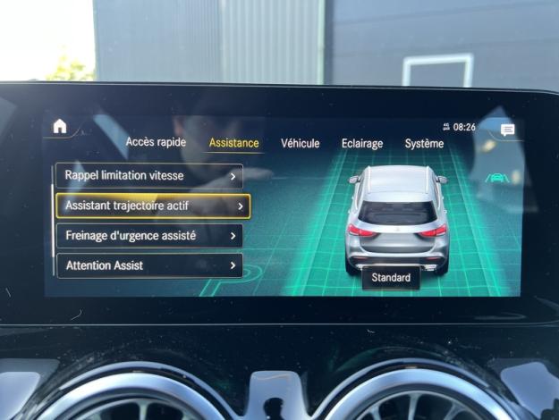 MERCEDES-BENZ GLA-Klasse GLA 180 Off-Roader