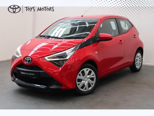 TOYOTA Aygo 1.0 VVT-i x-play  
