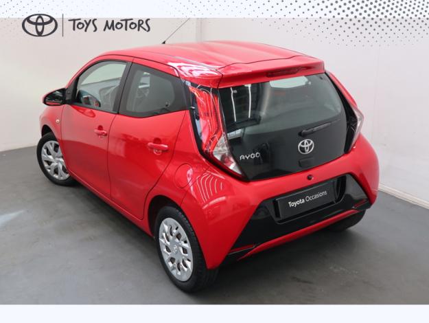TOYOTA Aygo 1.0 VVT-i x-play  