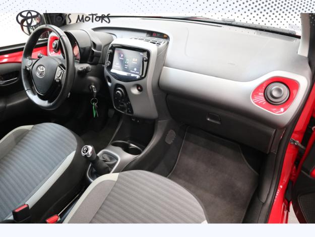 TOYOTA Aygo 1.0 VVT-i x-play  