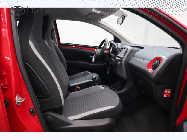 TOYOTA Aygo 1.0 VVT-i x-play  