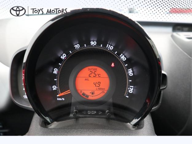 TOYOTA Aygo 1.0 VVT-i x-play  