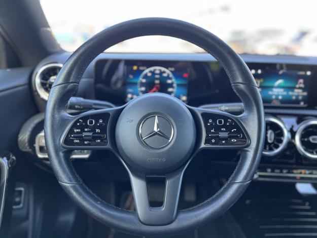 MERCEDES-BENZ CLA 180 d Coupé  