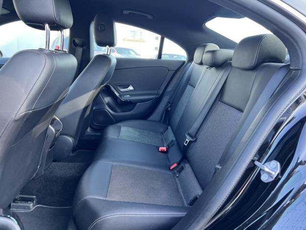 MERCEDES-BENZ CLA 180 d Coupé  