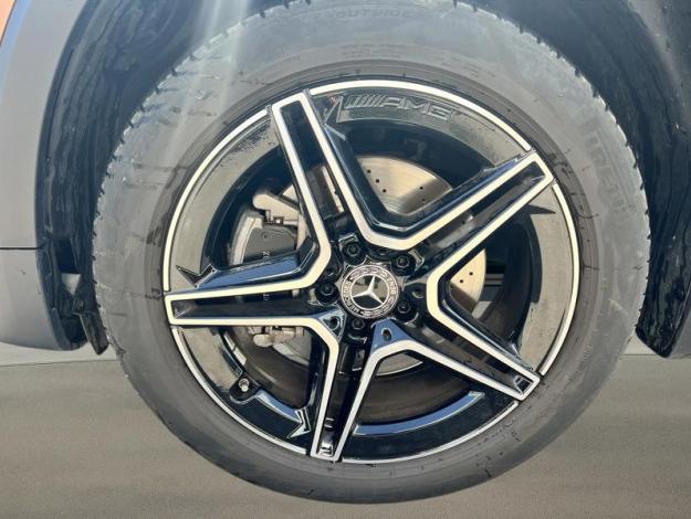 MERCEDES-BENZ GLB 200 AMG Pack Night  