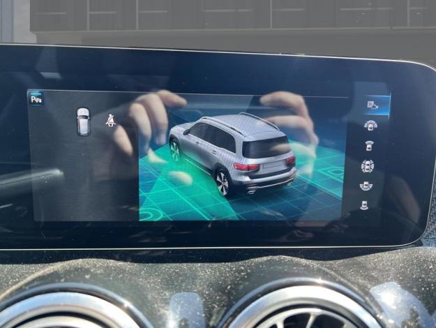 MERCEDES-BENZ GLB 200 AMG Pack Night  