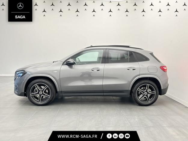 MERCEDES-BENZ GLA 250 e AMG Line Toit Pano  