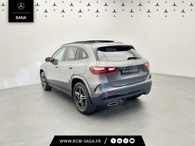 MERCEDES-BENZ GLA 250 e AMG Line Toit Pano  