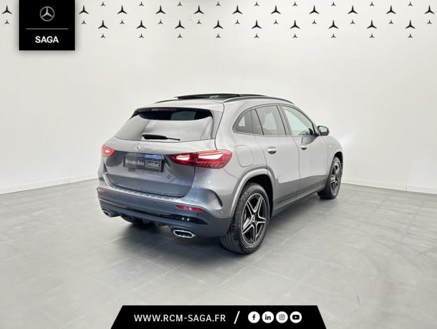 MERCEDES-BENZ GLA 250 e AMG Line Toit Pano  