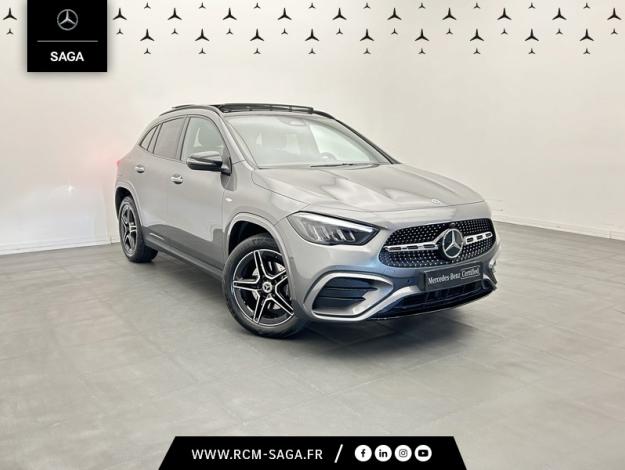 MERCEDES-BENZ GLA 250 e AMG Line Toit Pano  