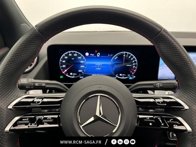 MERCEDES-BENZ GLA 250 e AMG Line Toit Pano  