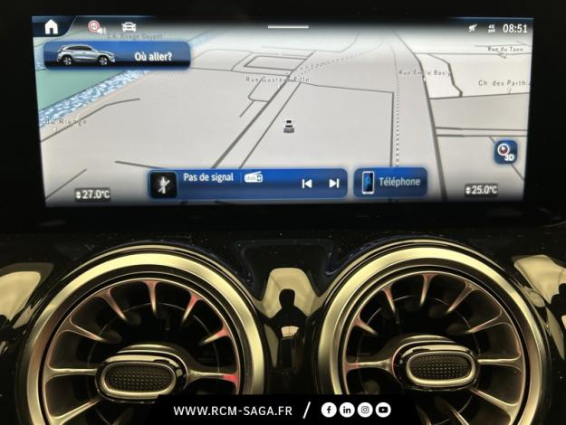 MERCEDES-BENZ GLA 250 e AMG Line Toit Pano  