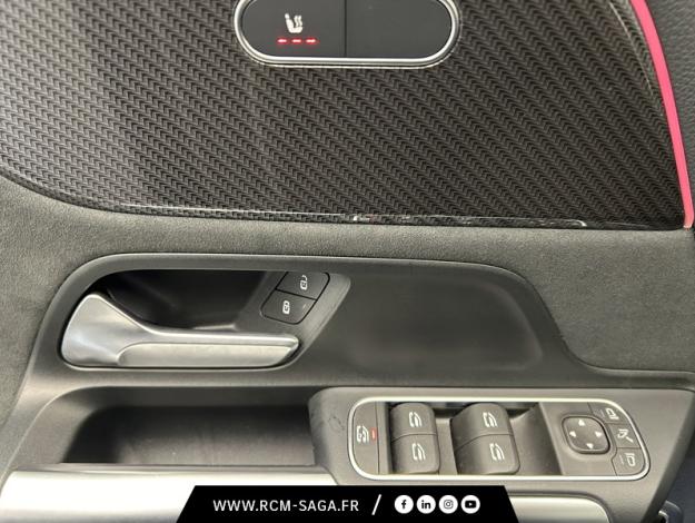 MERCEDES-BENZ GLA 250 e AMG Line Toit Pano  