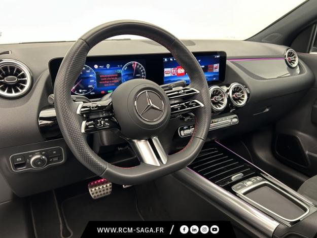 MERCEDES-BENZ GLA 250 e AMG Line Toit Pano  