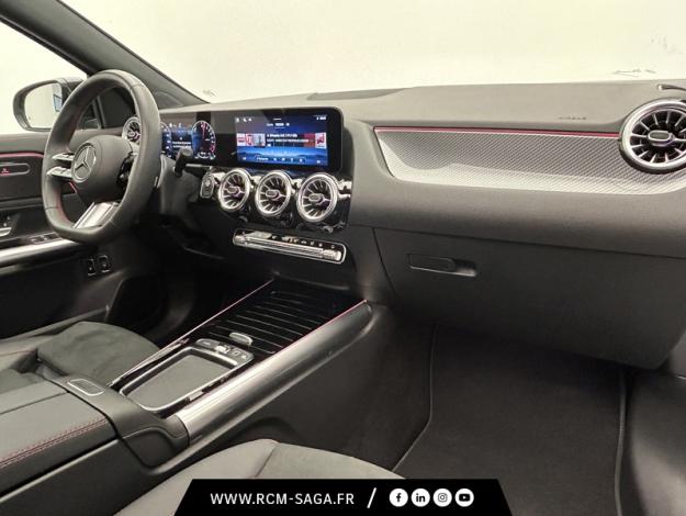 MERCEDES-BENZ GLA 250 e AMG Line Toit Pano  