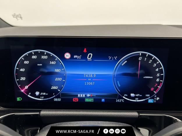 MERCEDES-BENZ GLA 250 e AMG Line Toit Pano  