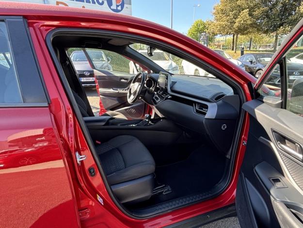 TOYOTA C-HR Hybrid Dynamic Business  1.8 122 ch 