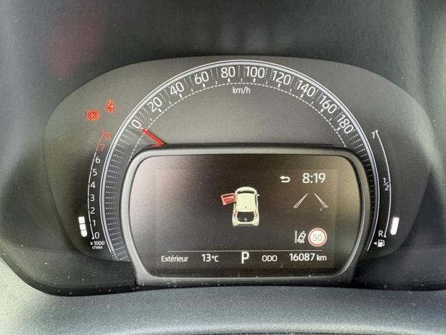 TOYOTA Aygo X 1.0 VVT-i 72 Design   