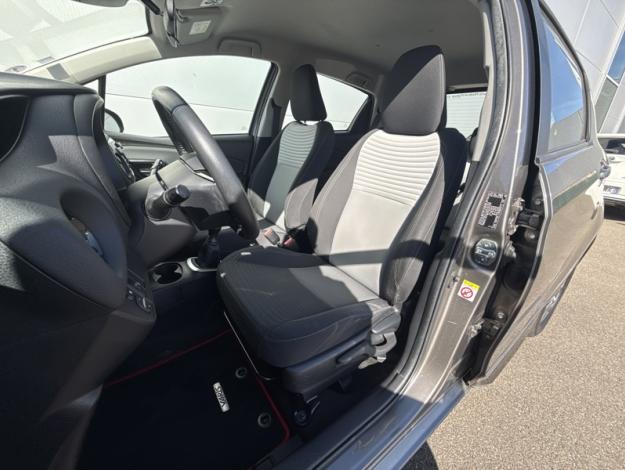 TOYOTA Yaris DYNAMIC 70 VVT-i  