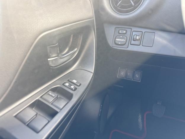 TOYOTA Yaris DYNAMIC 70 VVT-i  