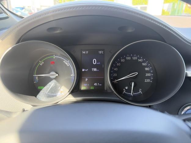 TOYOTA C-HR 122h Distinctive pack  