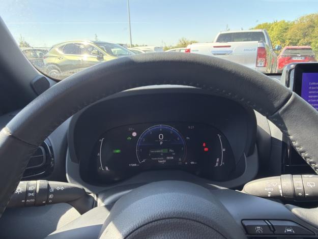 TOYOTA Yaris Cross 1.5 HYBRID 130H DESIGN   