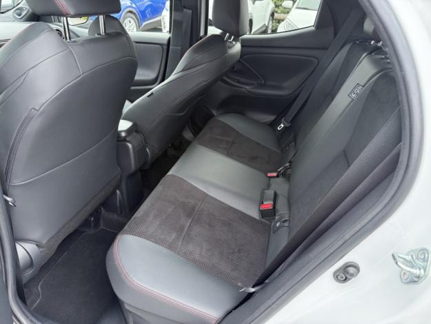 TOYOTA Yaris Hybride 116h GR SPORT  