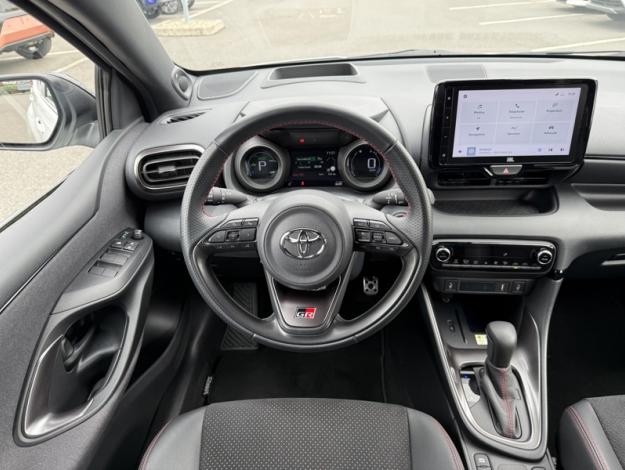 TOYOTA Yaris Hybride 116h GR SPORT  