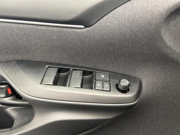 TOYOTA Yaris Hybride 116h Design  