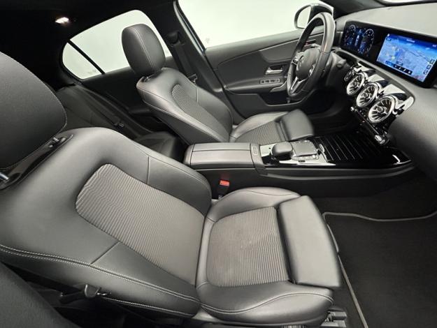 MERCEDES-BENZ Classe A 180 Progressive Line  
