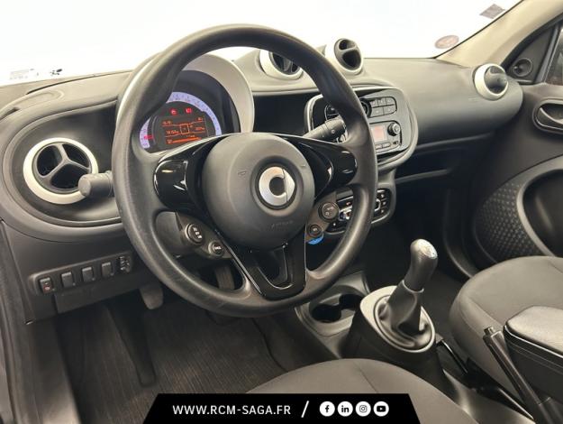 SMART forfour Base 52 kW pure 1.0 71 ch 