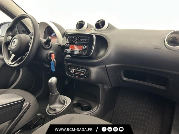 SMART forfour Base 52 kW pure 1.0 71 ch 