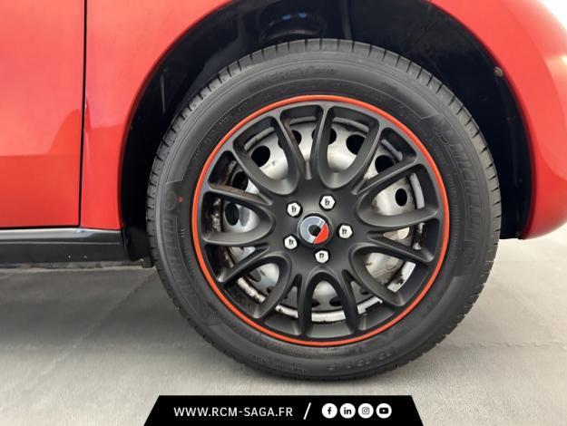 SMART forfour Base 52 kW pure 1.0 71 ch 